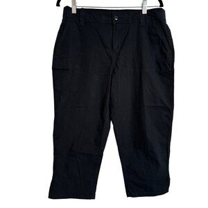 Style & Co Size 10P Black Capri Pants Stretch Petite Pockets